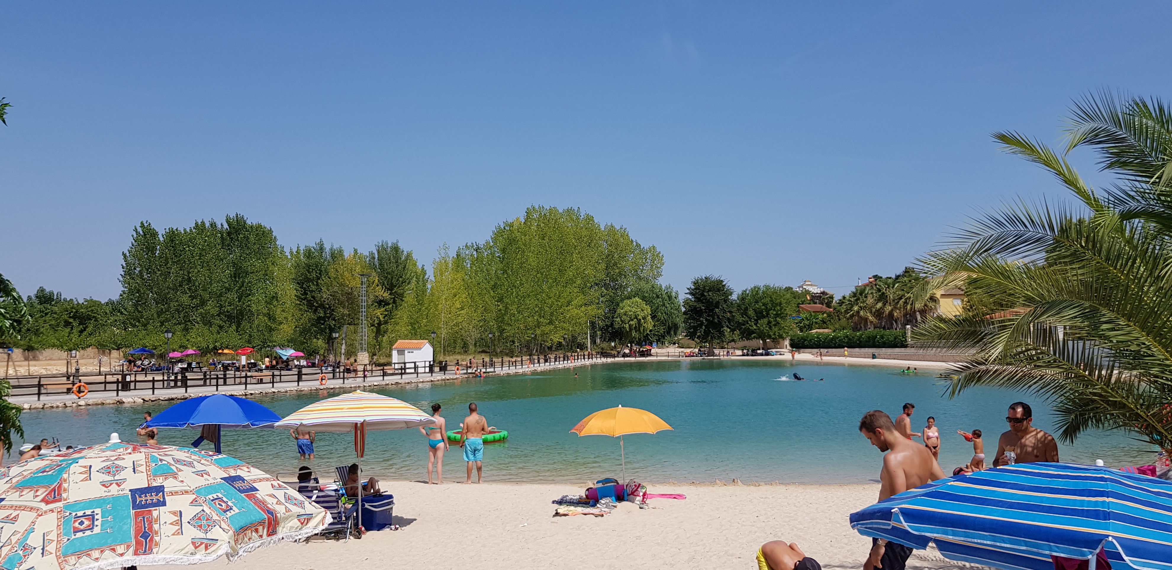 PLAYAMONTE, PRIMERA BANDERA AZUL EN PLAYA CONTINENTAL DE LA COMUNIDAD VALENCIANA